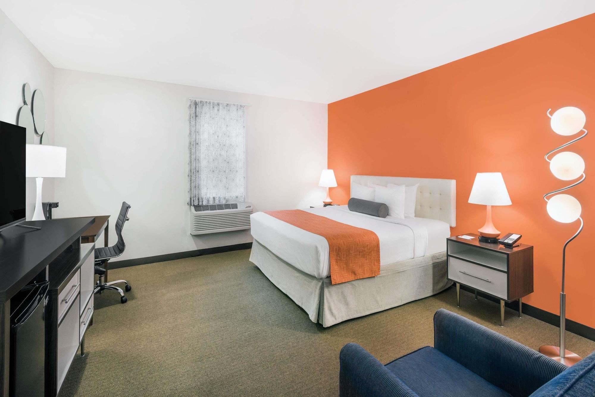 Howard Johnson By Wyndham Quincy/ Boston Exterior photo